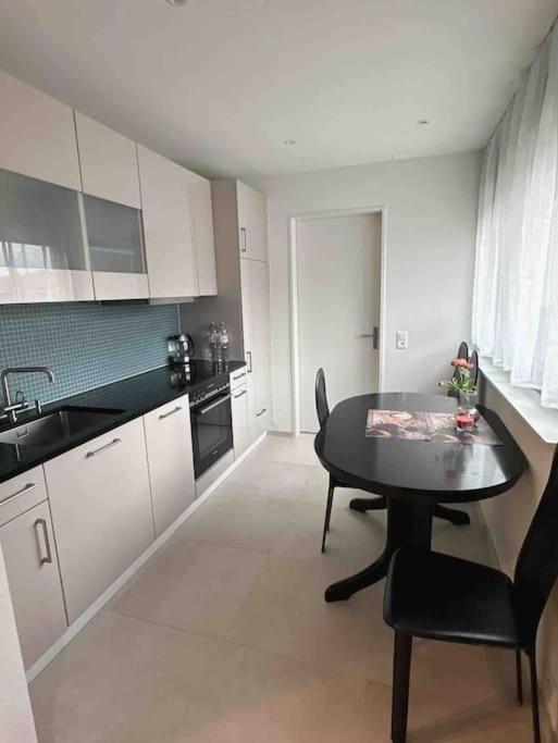 Appartement Neubau In Zuerich Oerlikon Extérieur photo